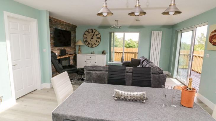 Meadowbank Lodge - Photo 5