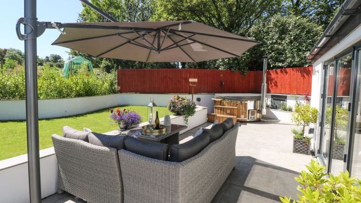 Summerhouse - Photo 2