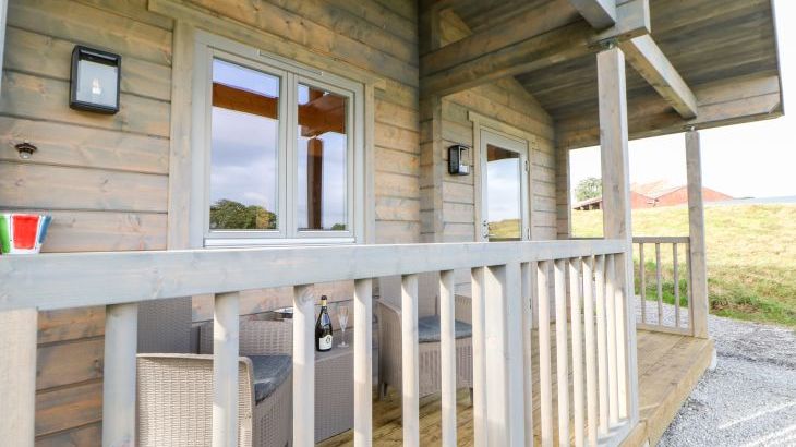 Otters Holt - Photo 1