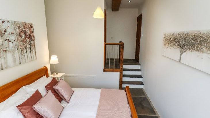 The Gatehouse - Photo 26