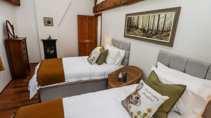 The Gatehouse - Photo 35