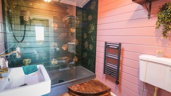 Westfield Lodge - Photo 9