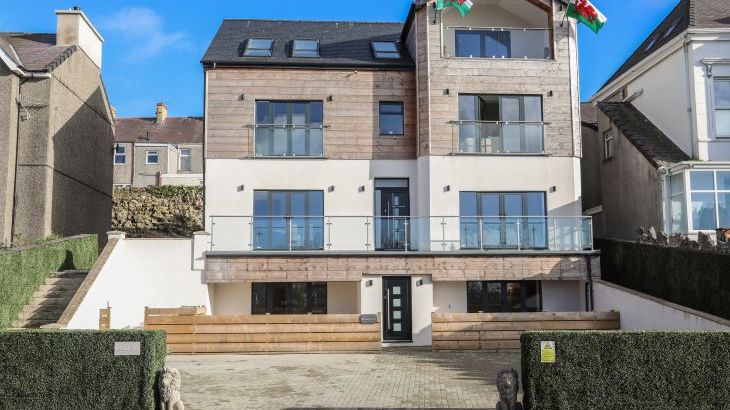 Bryn Min Manton Penthouse - Main Photo