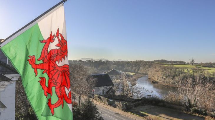 Bryn Min Manton Penthouse - Photo 3