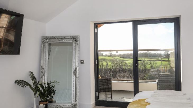 Bryn Min Manton Penthouse - Photo 13