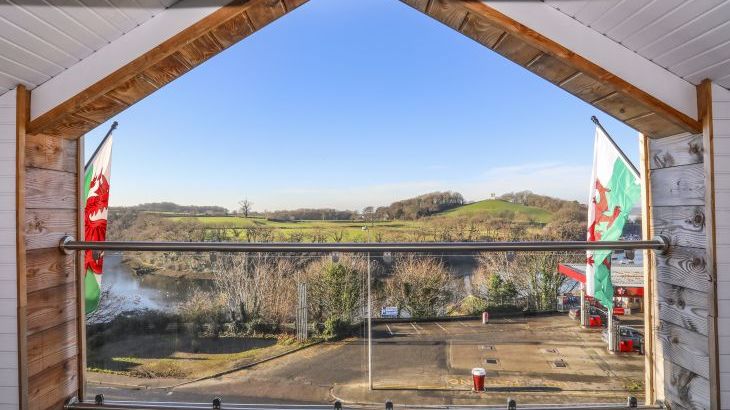 Bryn Min Manton Penthouse - Photo 23