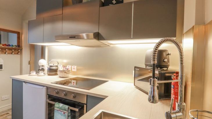 Red Brick Retreat - Photo 9