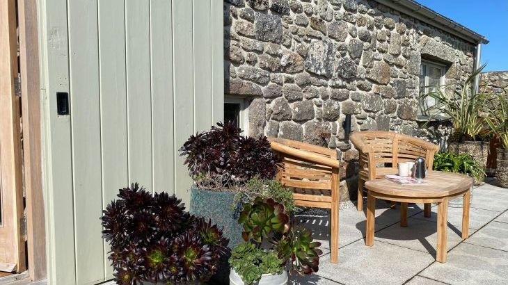 The Wink, Cape Cornwall - Photo 1