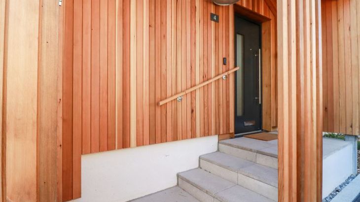 Porth Cove - Photo 2