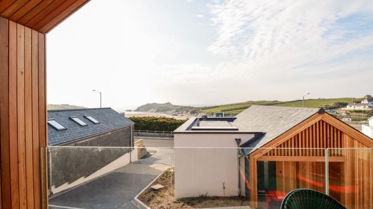 Porth Cove - Photo 13