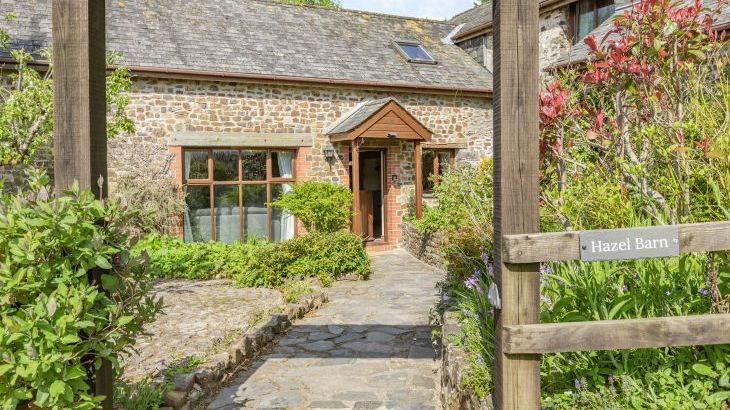 Hazel Barn - Photo 1