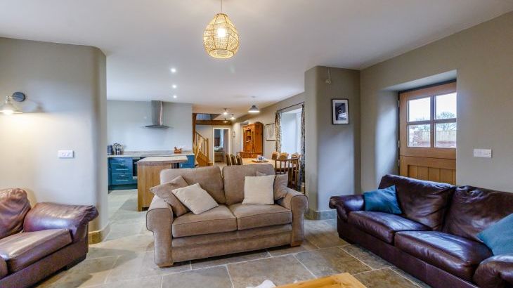 The Hay Barn - Photo 4