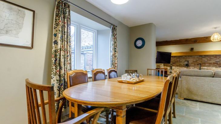 The Hay Barn - Photo 8