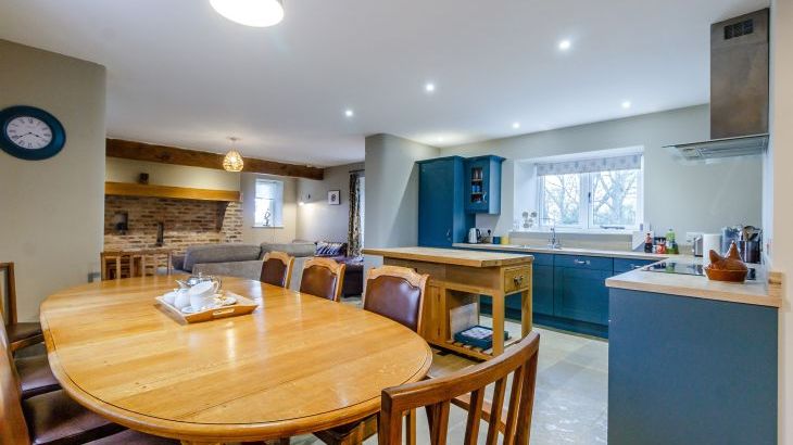 The Hay Barn - Photo 9