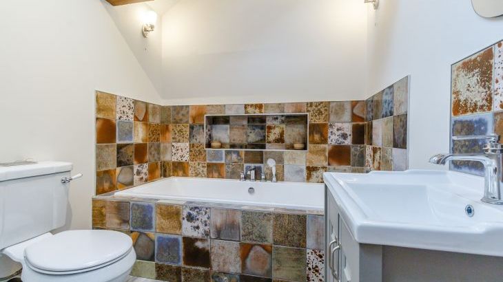 The Hay Barn - Photo 17