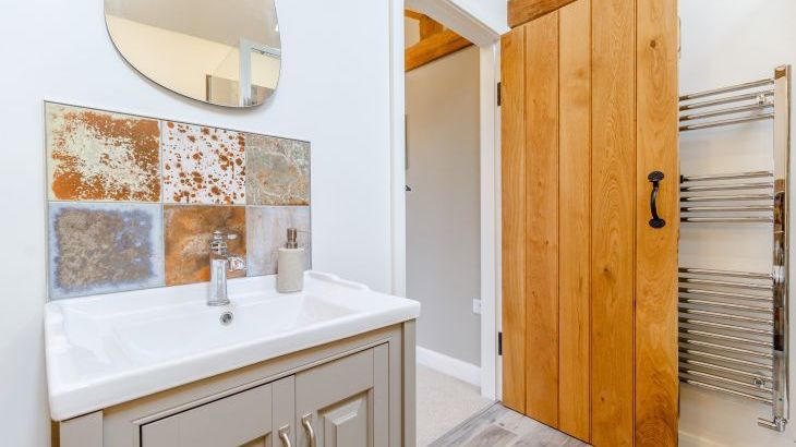 The Hay Barn - Photo 19