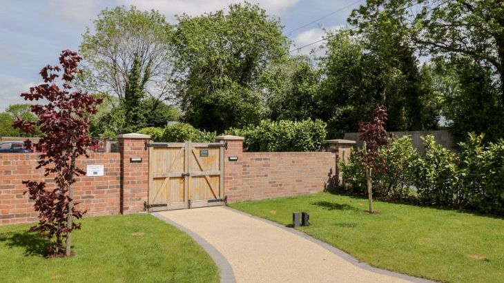 Little Lugg - Photo 35