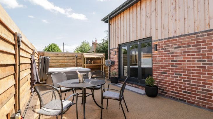 Little Lugg - Photo 22