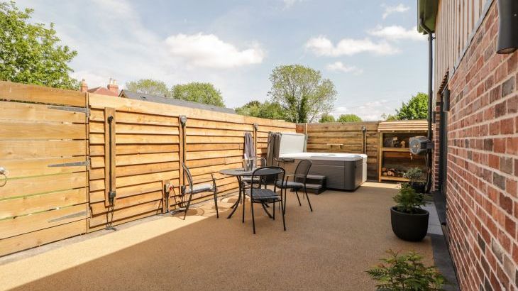 Little Lugg - Photo 27