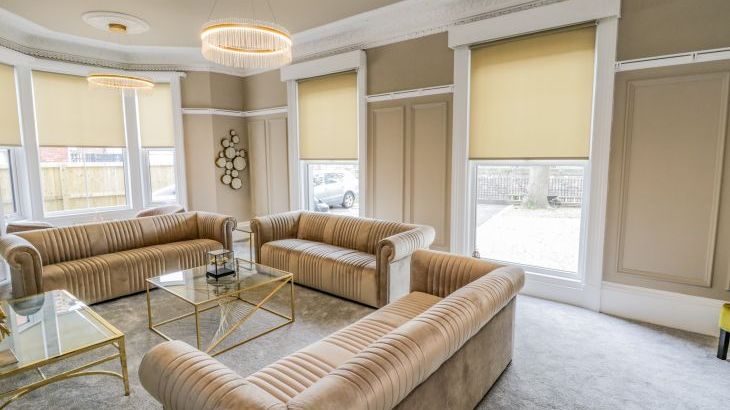 Railway House - Photo 1