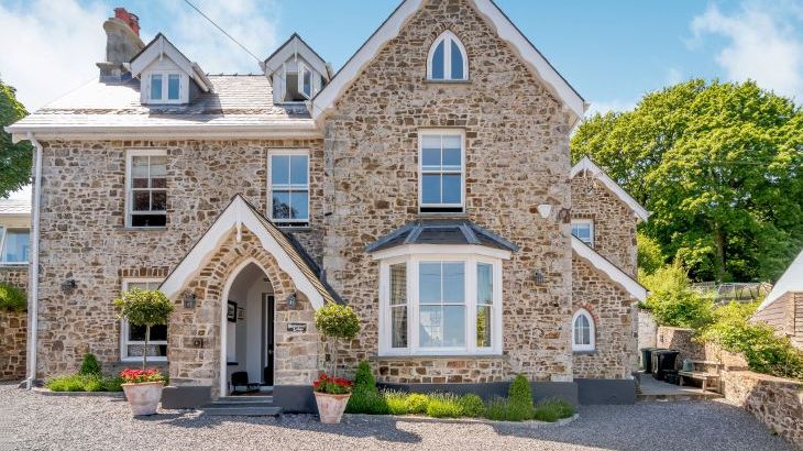 Rhodewood Lodge - Main Photo