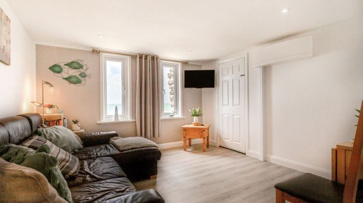 Beachcomber's Cottage - Photo 3