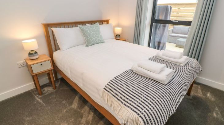 Porth Cove - Photo 22