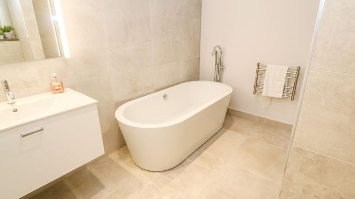 Porth Cove - Photo 28