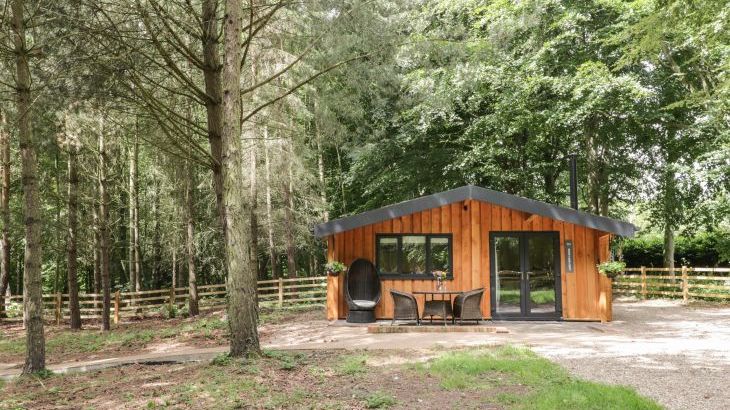 Lake View Lodge - Photo 1