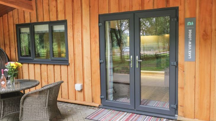 Lake View Lodge - Photo 3