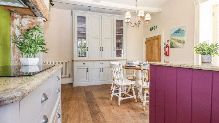 Solton Manor - Photo 10