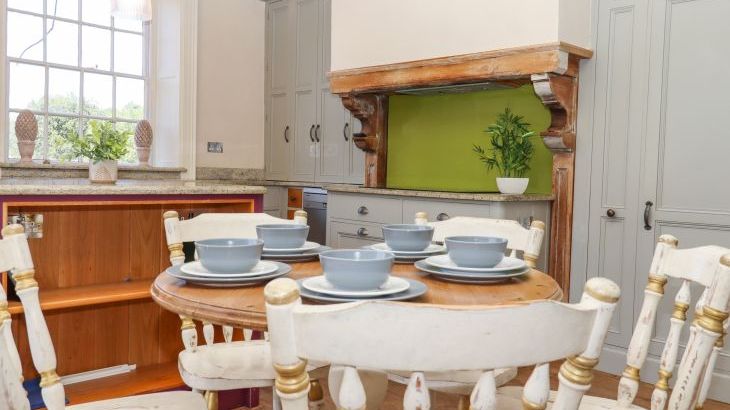 Solton Manor - Photo 12