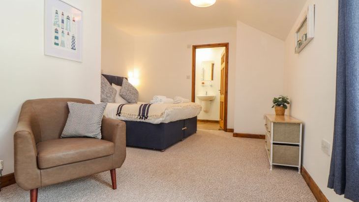 St Keverne - Photo 8