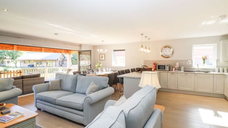 Lake View Lodge - Photo 8