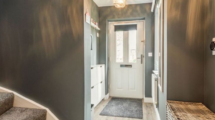 Lantern House - Photo 2