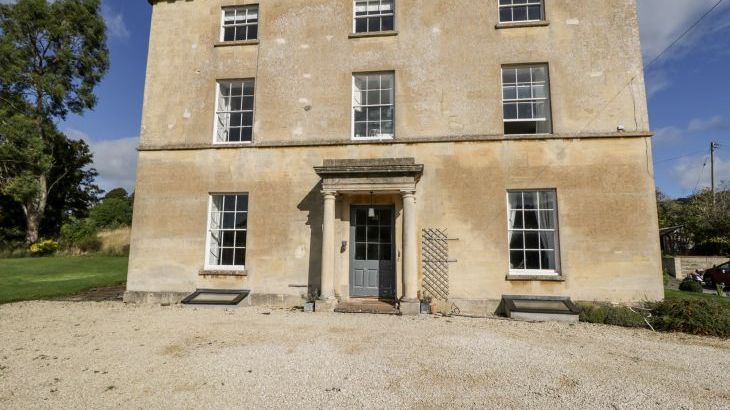 Rockstowes House - Main Photo