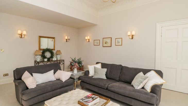 Rockstowes House - Photo 7