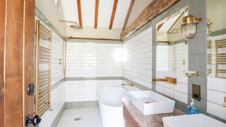 Green Barn - Photo 17