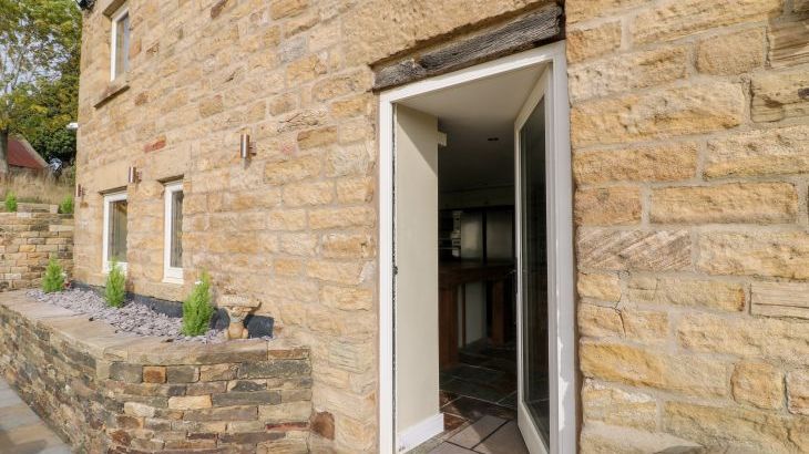 Green Barn - Photo 27