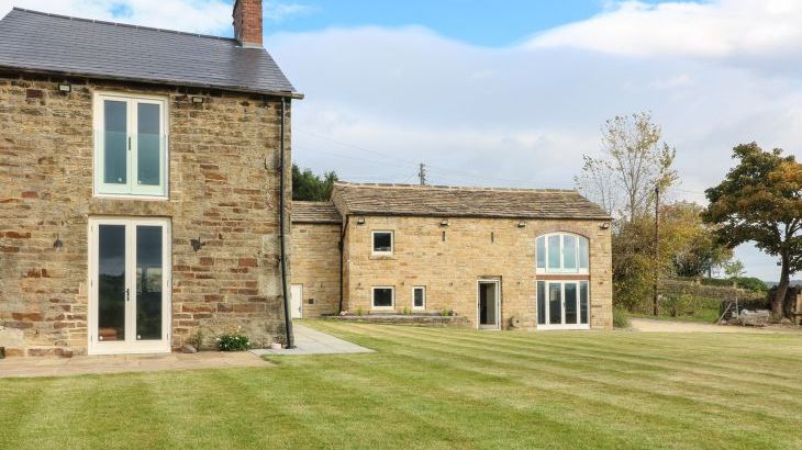 Top Hill Farm Cottage - Main Photo