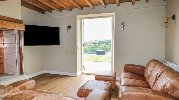 Top Hill Farm Cottage - Photo 1