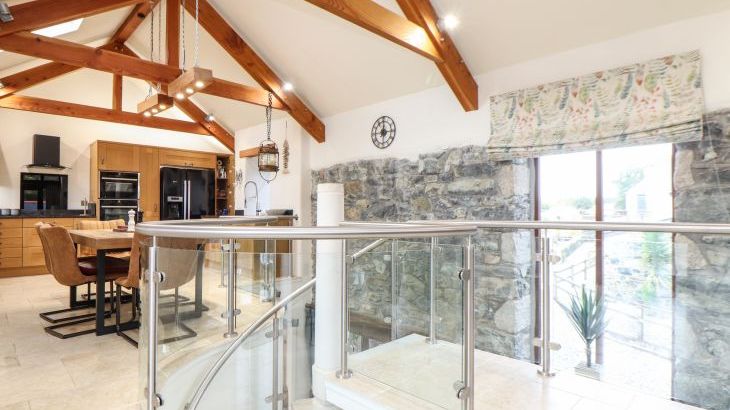 Pol Glas Hall - Photo 16