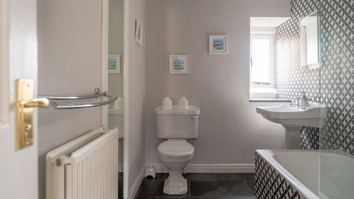 Keepers Cottage - Photo 25