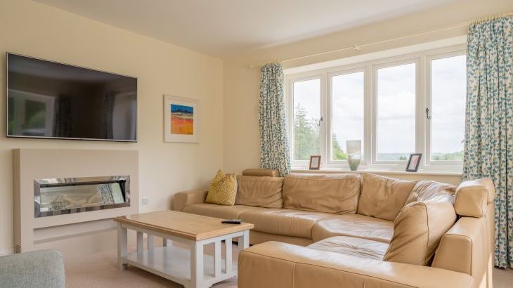 Hazelseat House - Photo 3