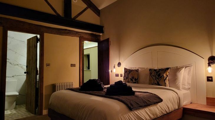 Green Barn - Photo 11