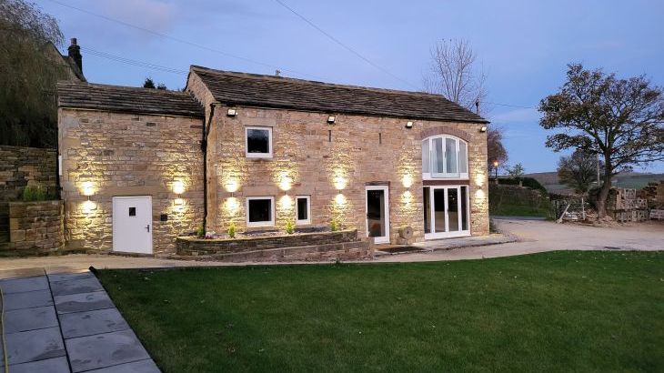 Green Barn - Main Photo