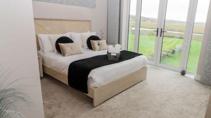 Ty Marlyn - Photo 17