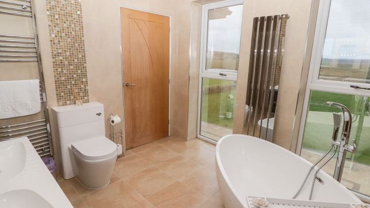 Ty Marlyn - Photo 27