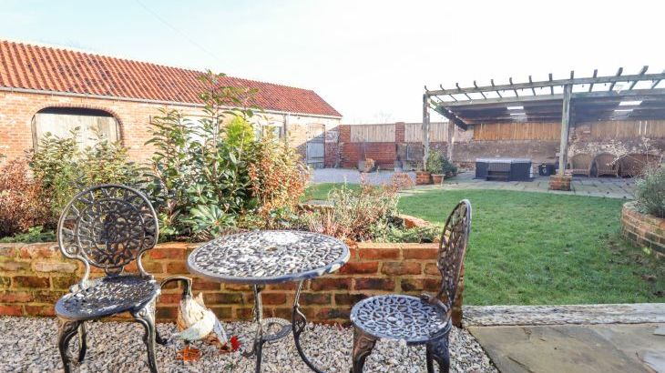 The Hay Barn - Photo 1