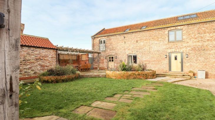 The Hay Barn - Photo 41